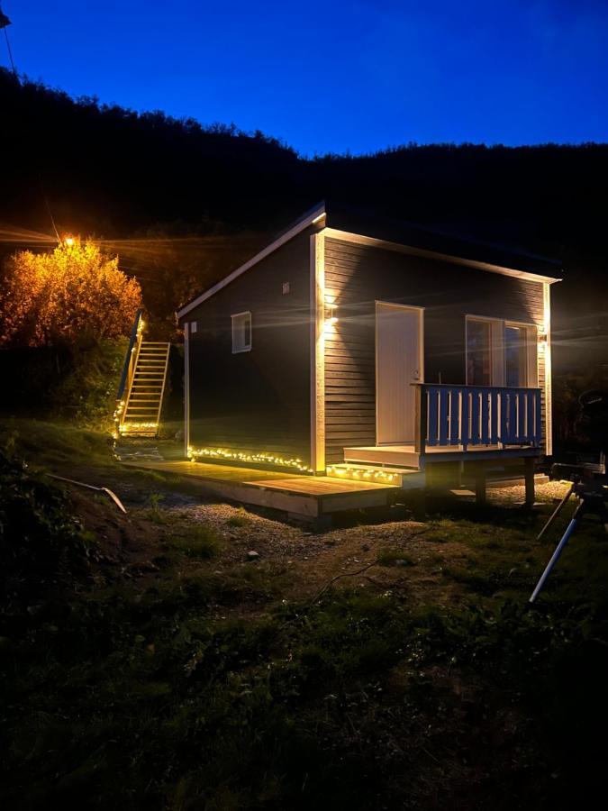 Overnatting Med Sjoutsikt A Rolige Omgivelser Alta Bagian luar foto